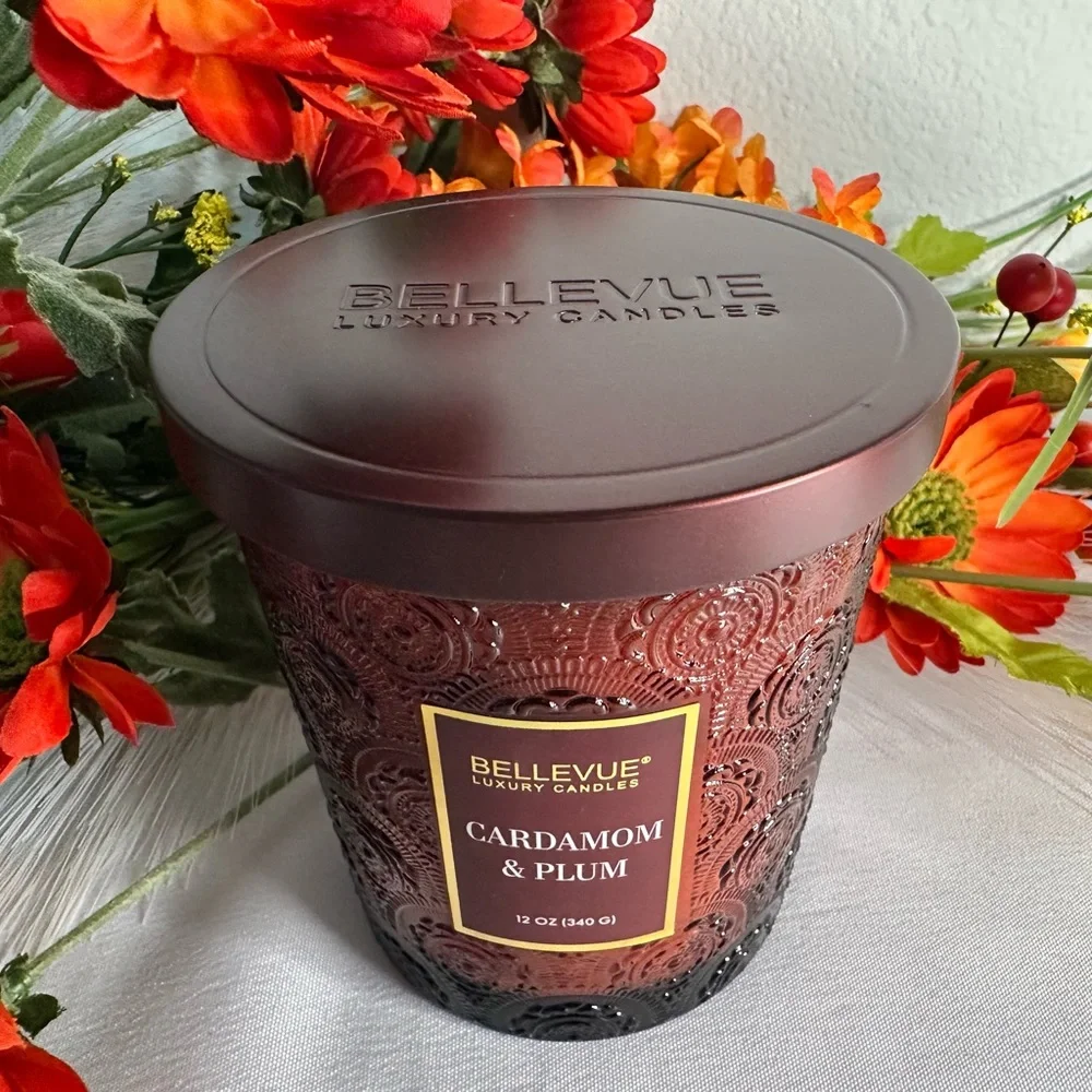 Bellevue Double Wick 12 oz Luxury Candle ~ Cardamom & Plum ~ New!